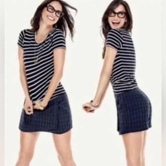 Cabi Navy Blue Eyelet Skort Lined Skirt-Look Front/Shorts Back Sz 4 - Picture 2 of 11